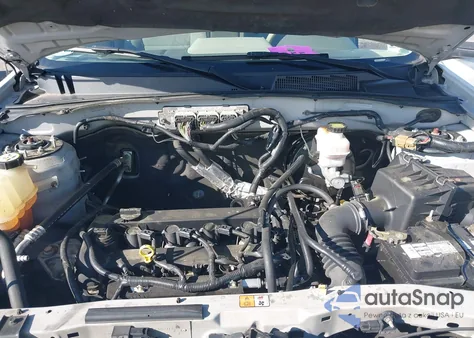 2011 Ford Escape Xlt из США, поврежденный, VIN 1FMCU0D77BKB92805